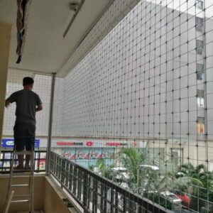 Lưới bảo vệ thú cưng